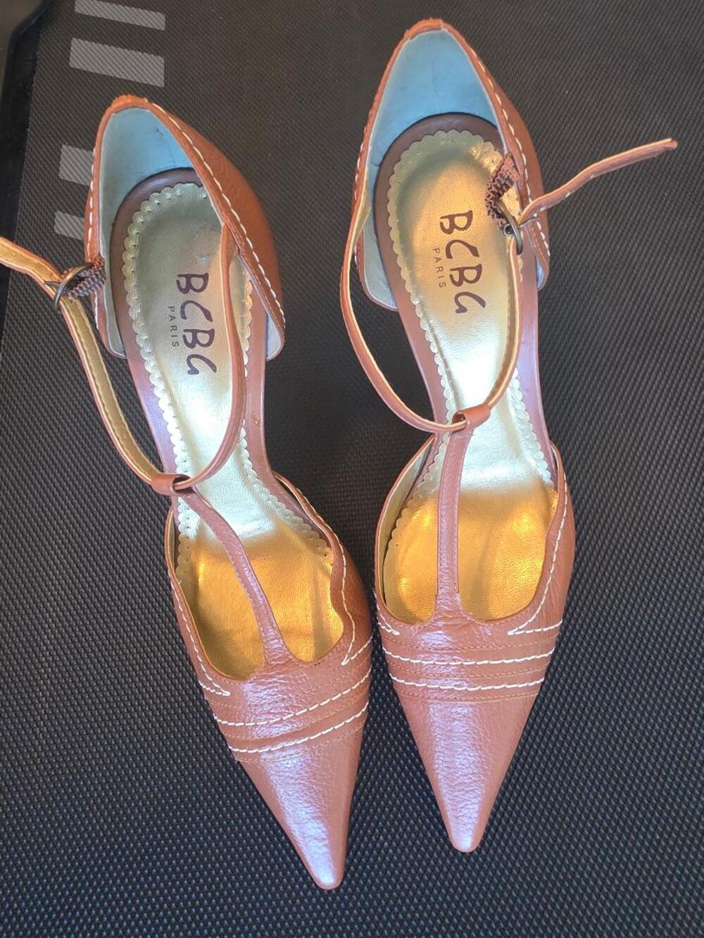 BCBG Paris Brown Pointed Toe T Strap Heels Size 8.5